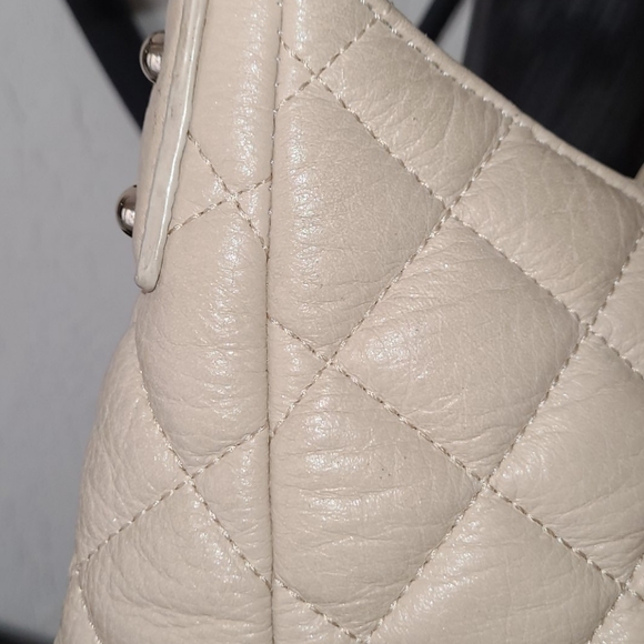 Quilted handbag - Picture 2 of 2